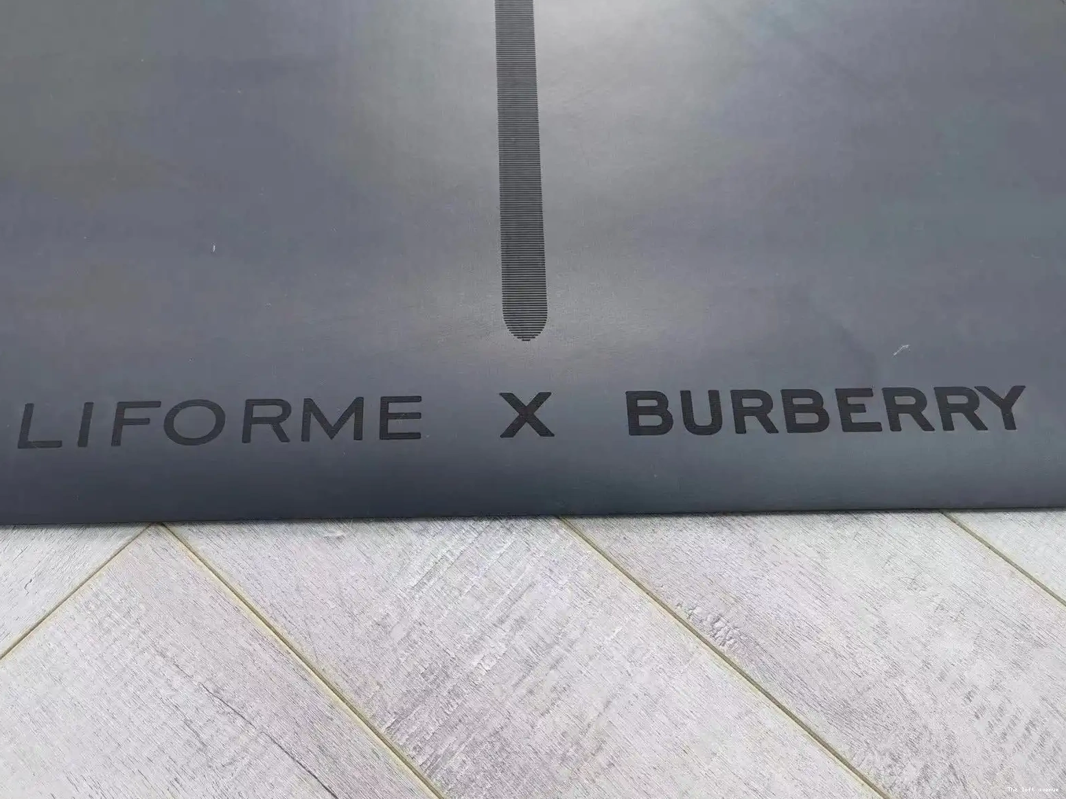 YOGA BURBERRY MAT 0516